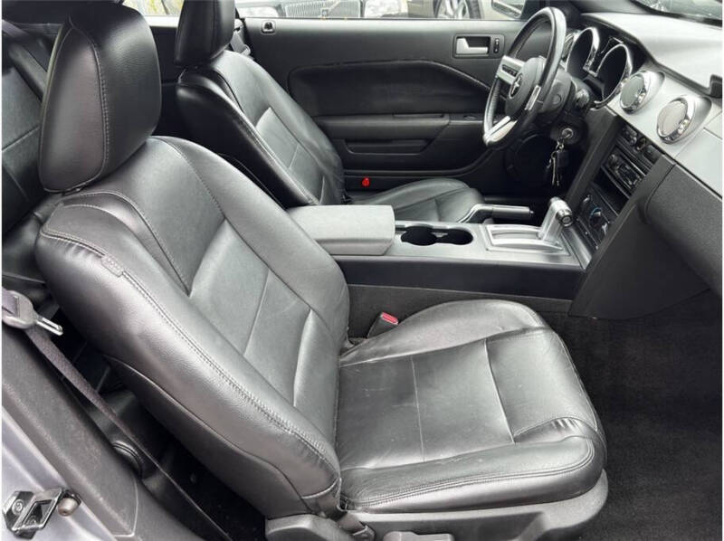 2006 Ford Mustang