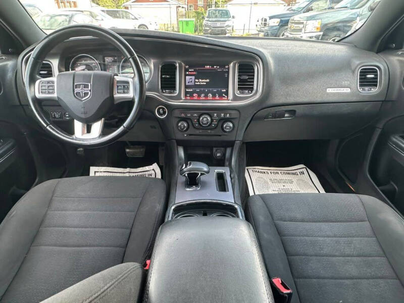 2014 Dodge Charger SXT