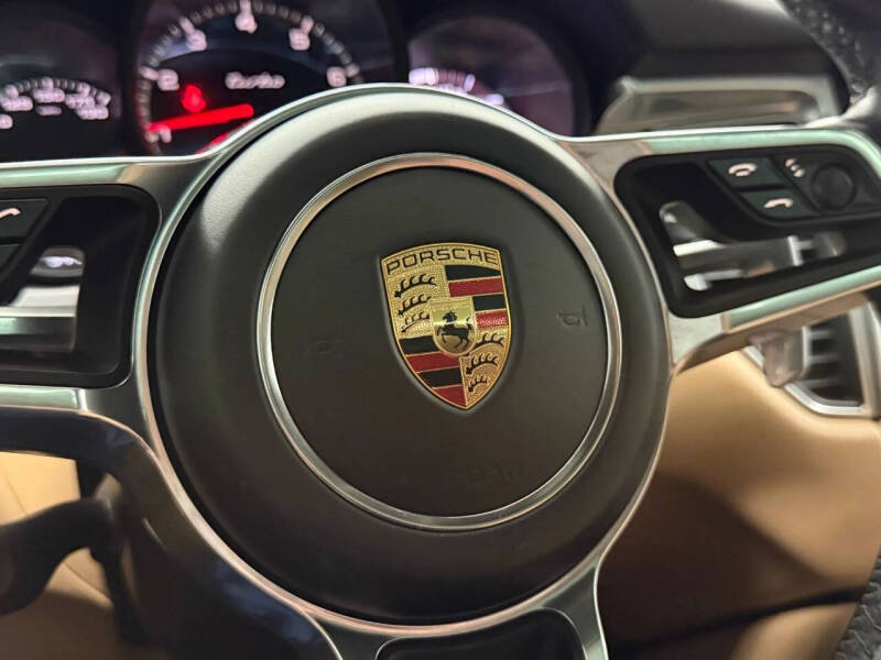 2018 Porsche Macan Turbo