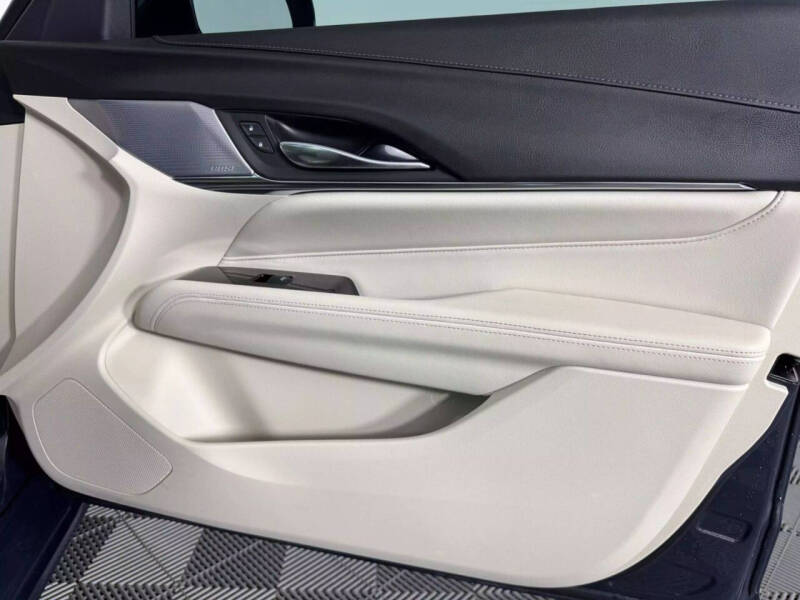 2024 Cadillac CT4 Luxury