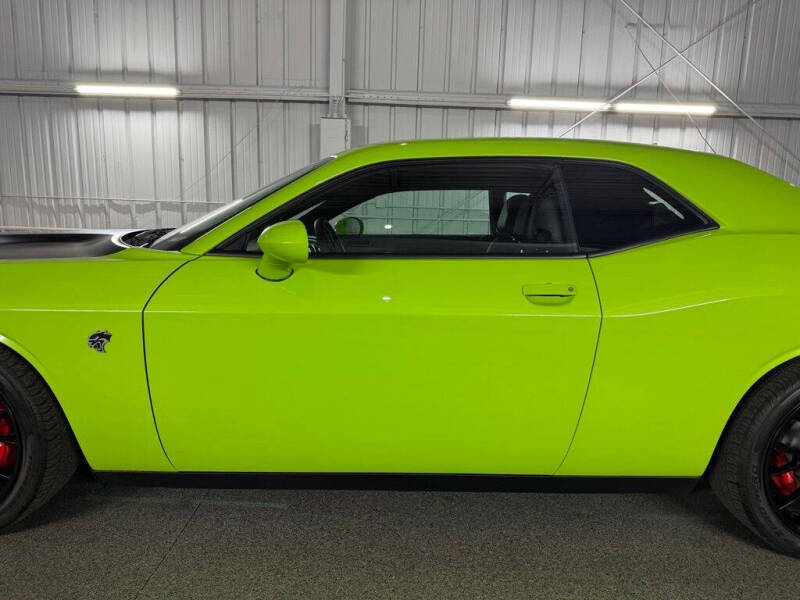 2015 Dodge Challenger SRT Hellcat