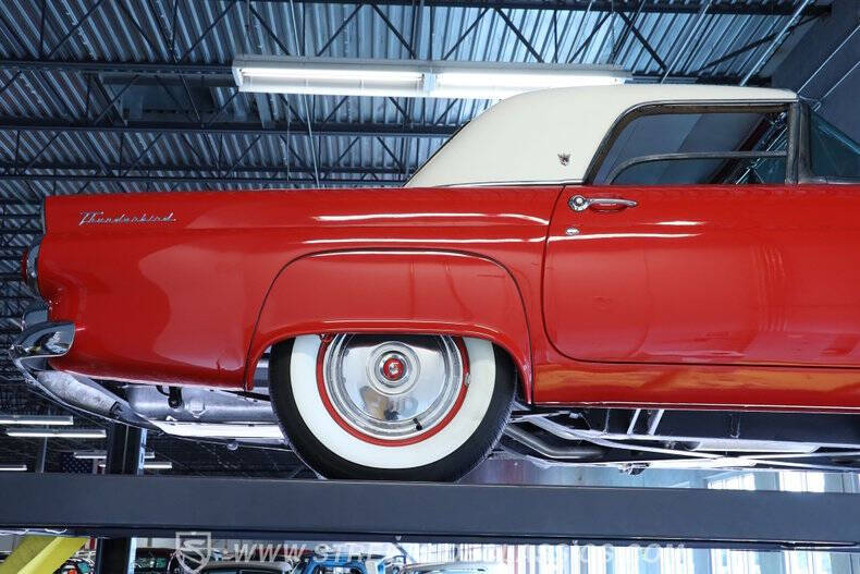 1955 Ford Thunderbird