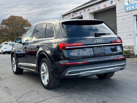 2022 Audi Q7 quattro Premium Plus 55 TFSI