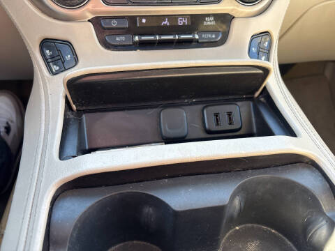 2017 GMC Yukon Denali