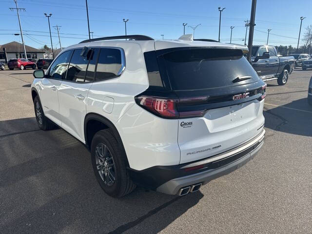 2025 GMC Acadia Elevation