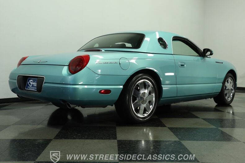 2002 Ford Thunderbird Deluxe