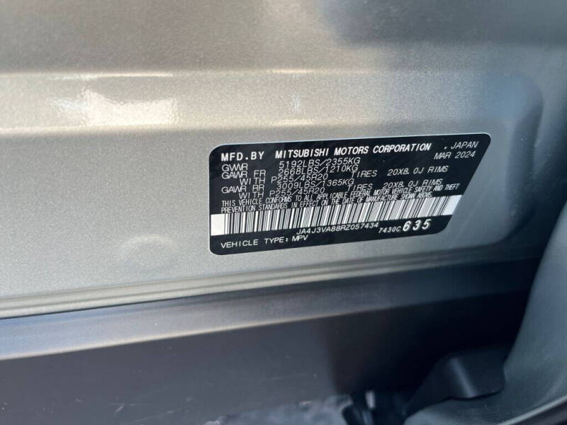 2024 Mitsubishi Outlander SE