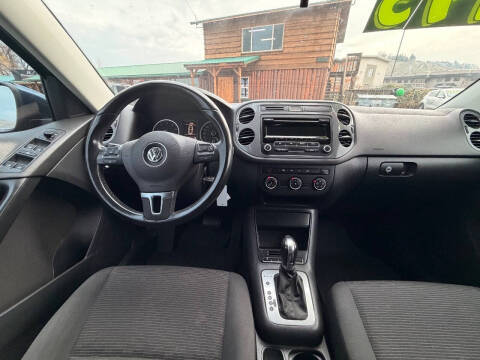 2013 Volkswagen Tiguan S 4Motion
