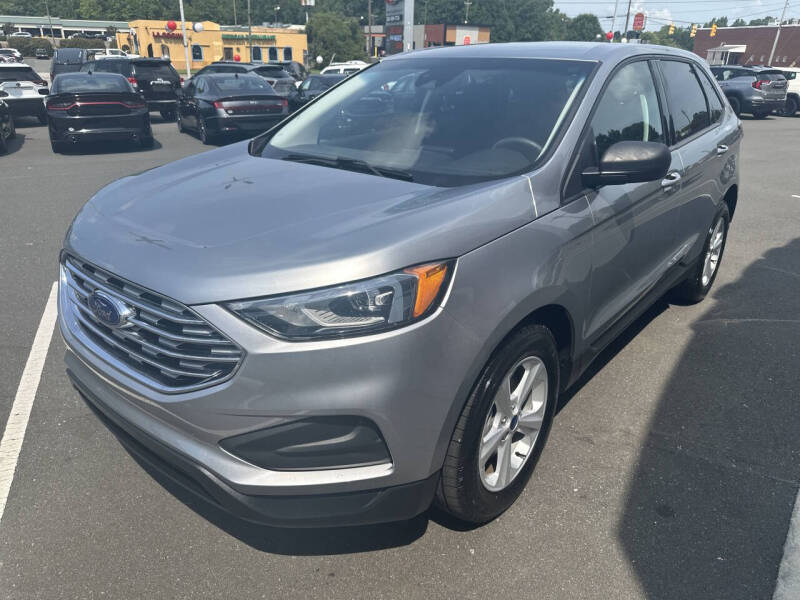 2022 Ford Edge SE