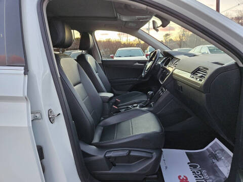 2018 Volkswagen Tiguan 2.0T SEL 4Motion