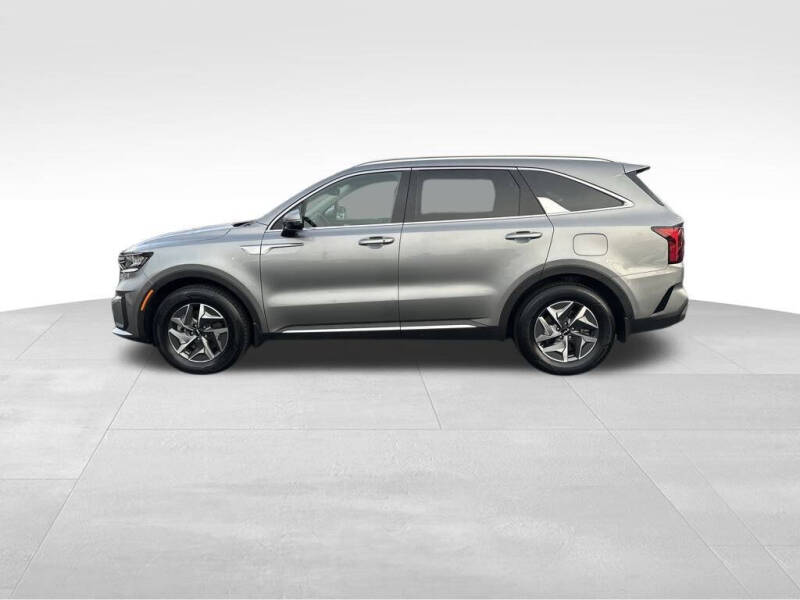 2022 Kia Sorento Hybrid S