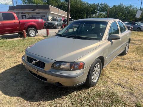 2001 Volvo S60 for sale at Texas Select Autos LLC in Mckinney TX
