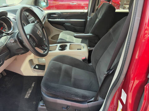 2016 Dodge Grand Caravan SXT Plus