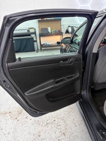 2011 Chevrolet Impala LS