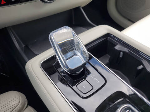 2026 Volvo XC90 B6 Ultra Dark 7P