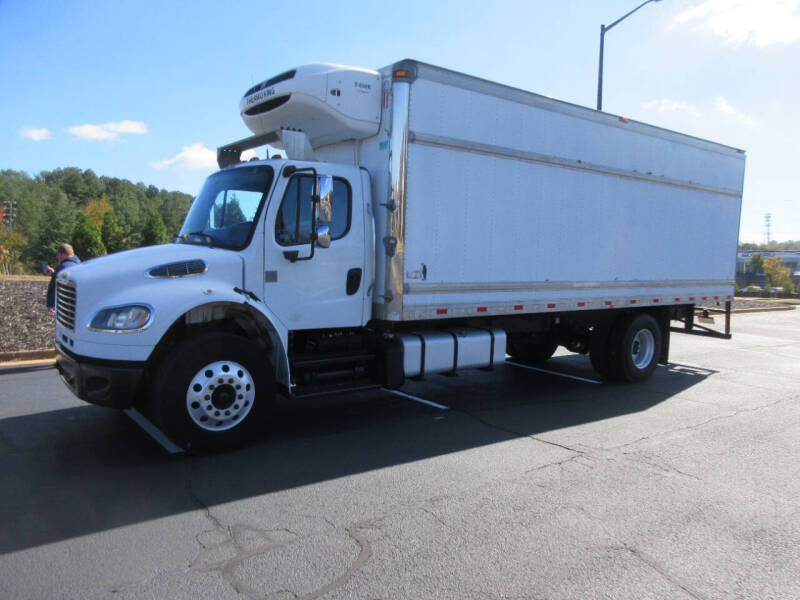 2013 Freightliner M2 106