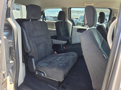 2016 Dodge Grand Caravan American Value Package