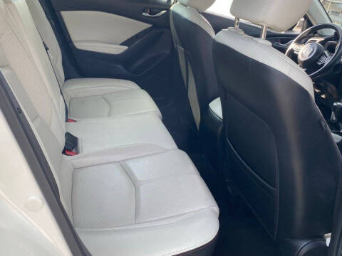 2018 Mazda MAZDA3 Grand Touring