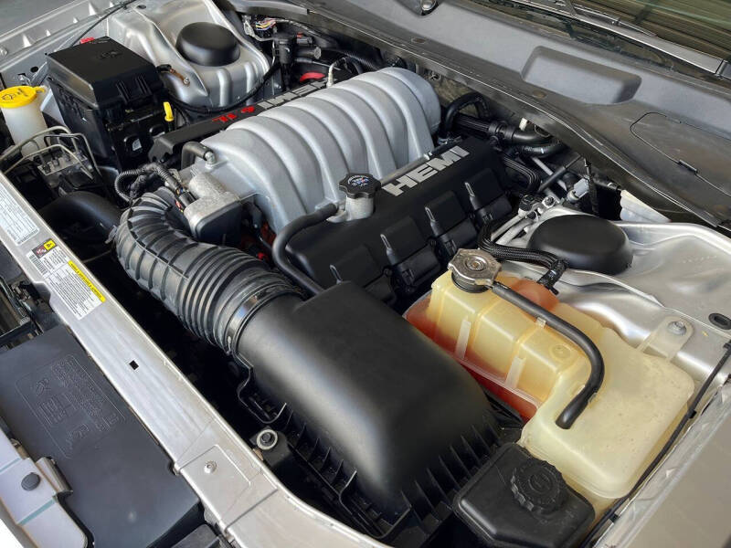 2009 Chrysler 300 SRT-8