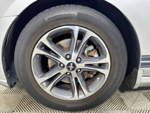 2014 Ford Mustang V6