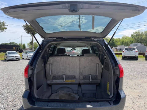 2006 Toyota Sienna LE 7 Passenger