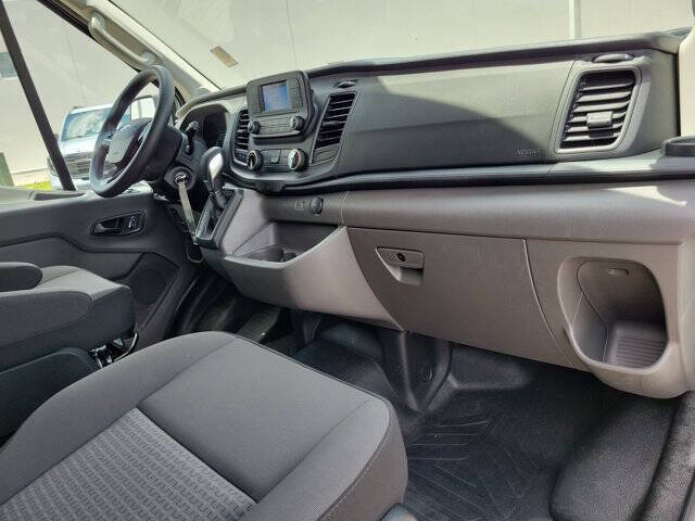 2025 Ford Transit