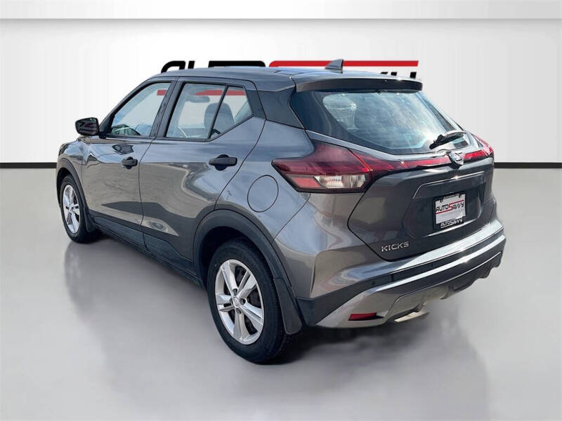 2021 Nissan Kicks S