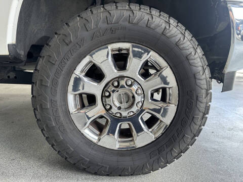 2019 Ford F-350 Super Duty Lariat