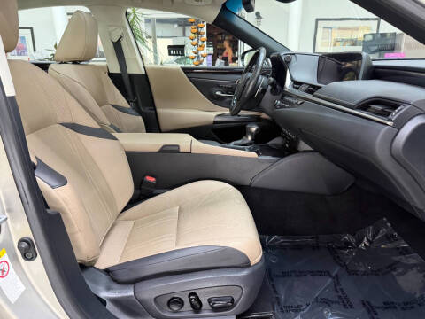 2019 Lexus ES 350