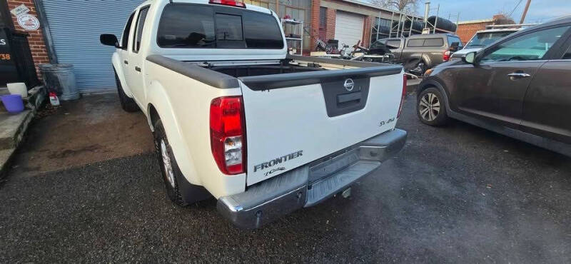 2016 Nissan Frontier SV