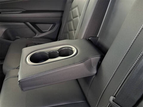 2026 Volkswagen Atlas Cross Sport SE