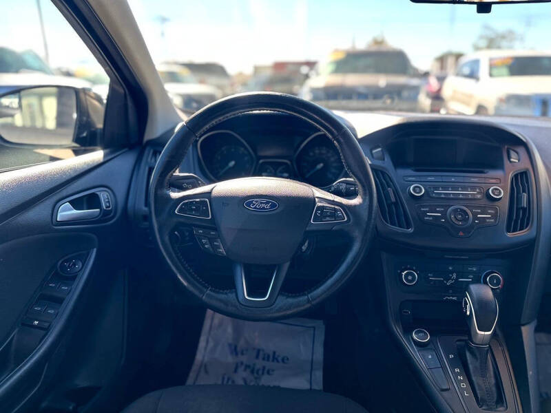 2017 Ford Focus SE