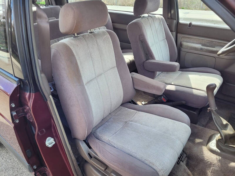 1989 Mazda MPV