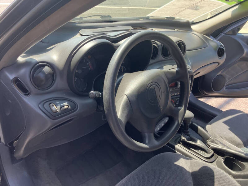 2002 Pontiac Grand Am SE1