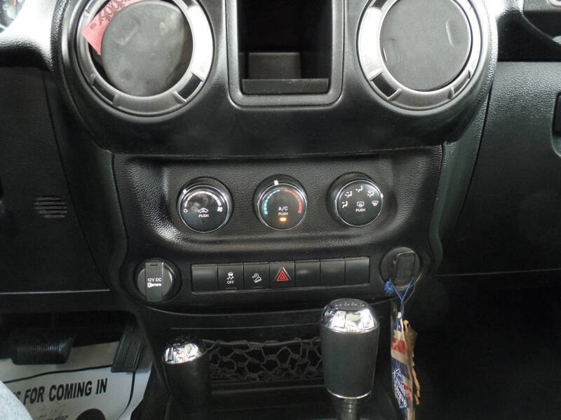 2013 Jeep Wrangler Unlimited Sport