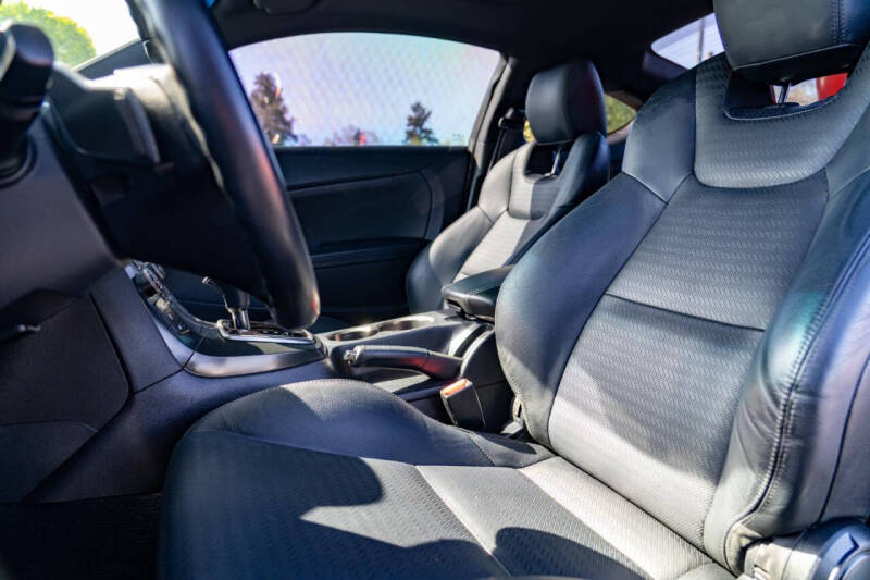 2016 Hyundai Genesis Coupe