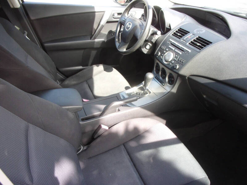 Image 7 of 2011 Mazda MAZDA3 i Sport