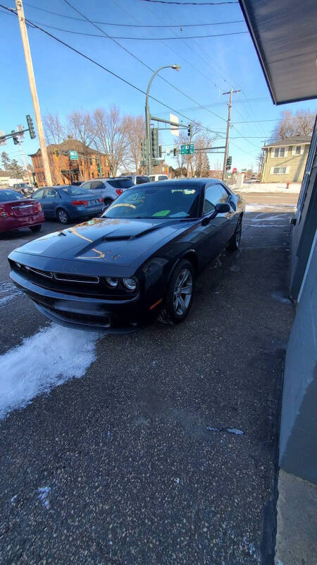 2016 Dodge Challenger SXT