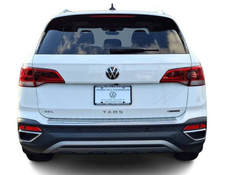 2024 Volkswagen Taos SEL 4Motion