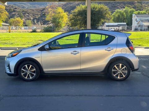 2019 Toyota Prius c L