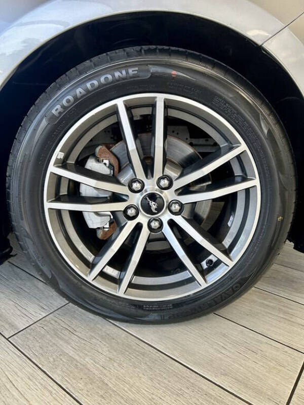 2016 Ford Mustang EcoBoost Premium