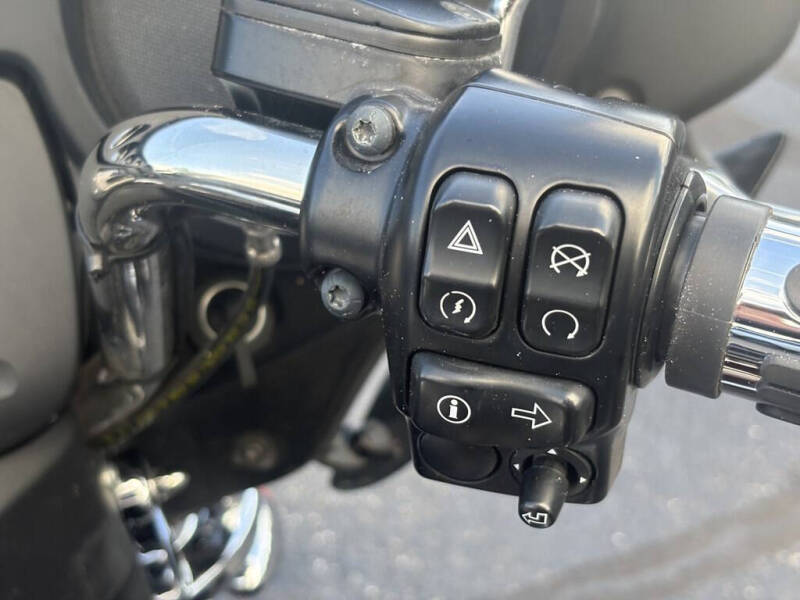 2014 Harley-Davidson FLHTCUTG
