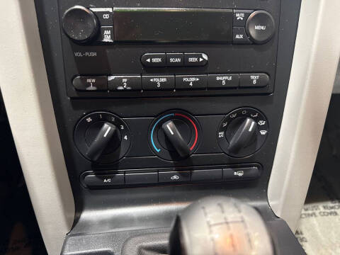 2005 Ford Mustang GT Premium