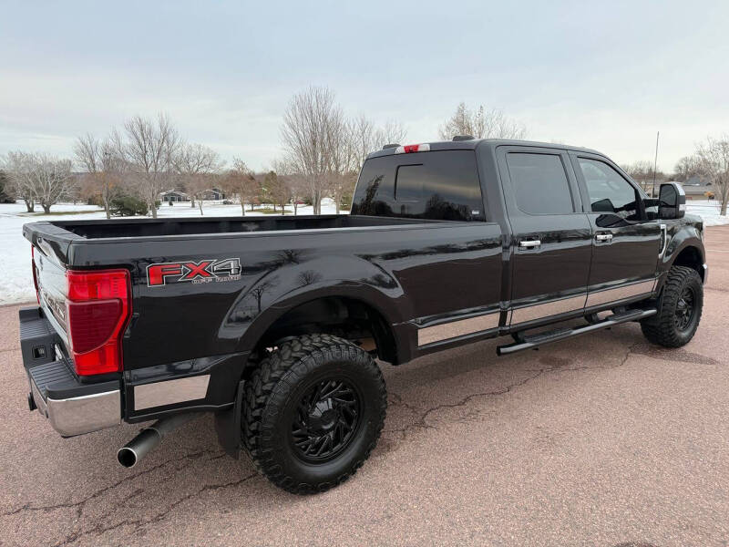 2022 Ford F-350 Super Duty Lariat