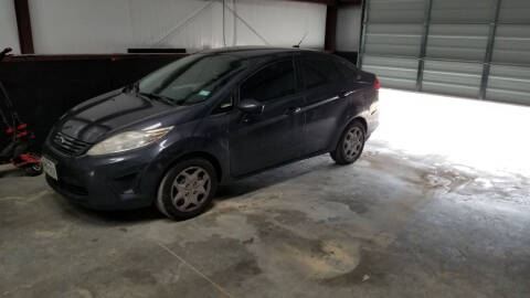 2013 Ford Fiesta for sale at APPROVAL AUTO SALES in Mansfield TX