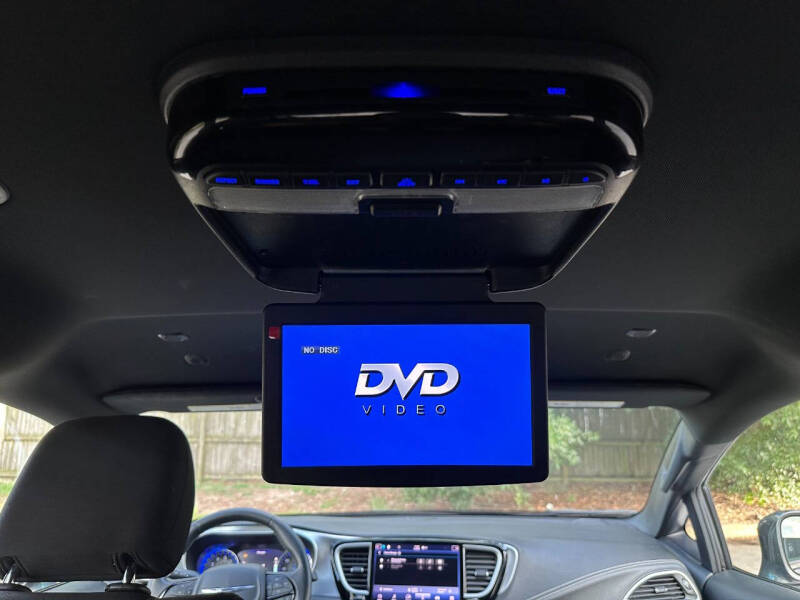 2021 Chrysler Pacifica Touring