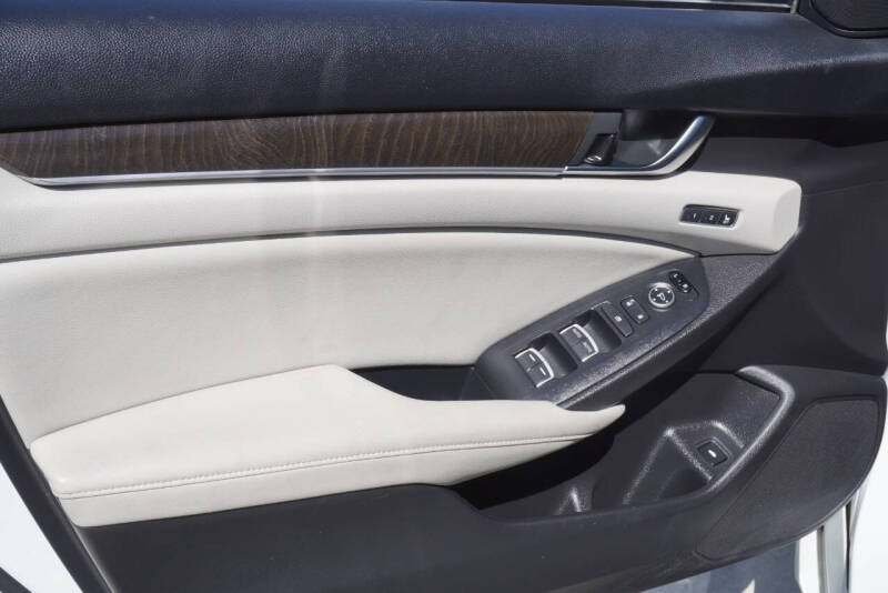 2018 Honda Accord EX-L w/Navi