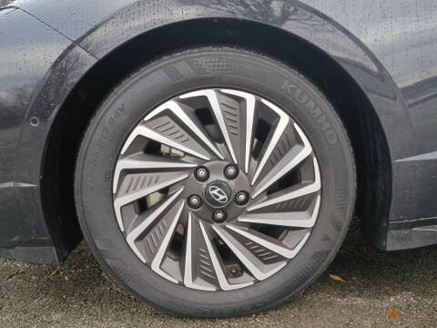 2024 Hyundai Sonata Hybrid Limited