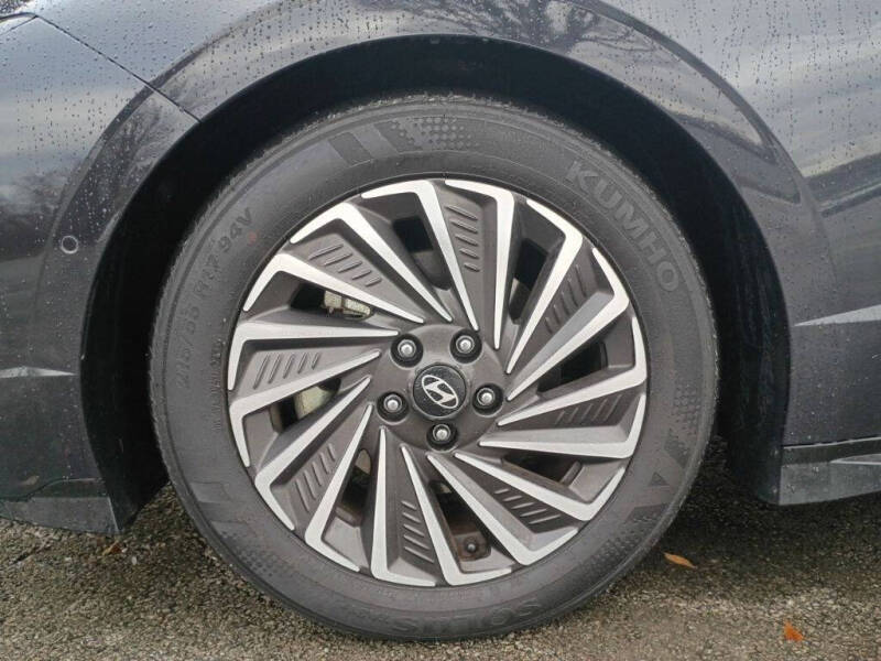 2024 Hyundai Sonata Hybrid Limited