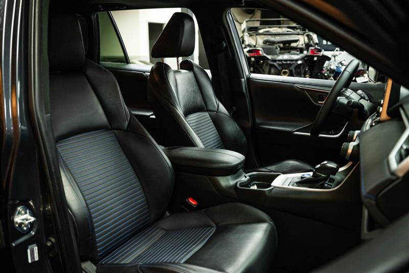 2019 Toyota RAV4 Hybrid XSE